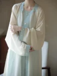 เสื้อคลุมคอกลมสีขาวสไตล์ราชวงศ์หมิง – ลายแจ๊คการ์ด-1