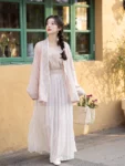 Song Dynasty-Inspired Modern Hanfu – Pink Qiyao Ruqun Set-1