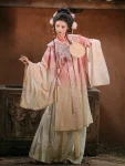明代马面群云领汉服套装-1