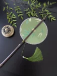 Traditionelles chinesisches Hanfu-Accessoire, rollbarer runder Fächer aus lila Bambus-1