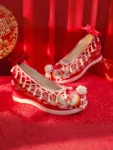 中国传统珍珠绣汉服婚鞋-1