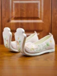 戦国風刺繍入りつま先上がり婦人靴-1