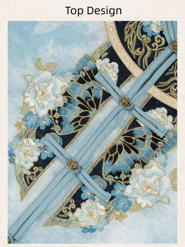 民国蓝色绣花百褶裙套装--汉服之道：适合各种场合的传统和现代中国汉服