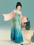 Tang Dynasty Hanfu Green Qixiong Ruqun