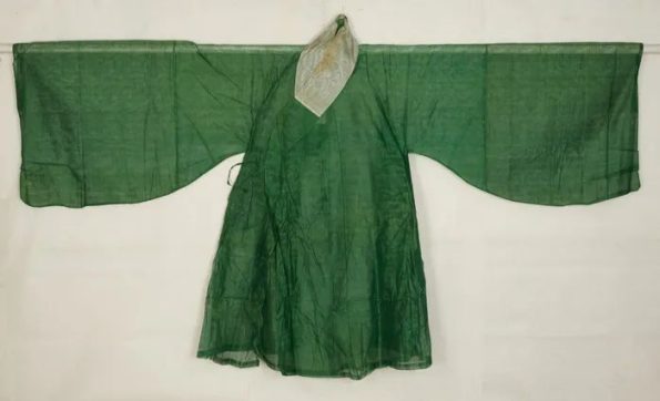 A Guide to Ming Dynasty Attire(Hanfu)- Hanfu Way: Traditional & Modern Chinese Hanfu Clothing for All Occasions