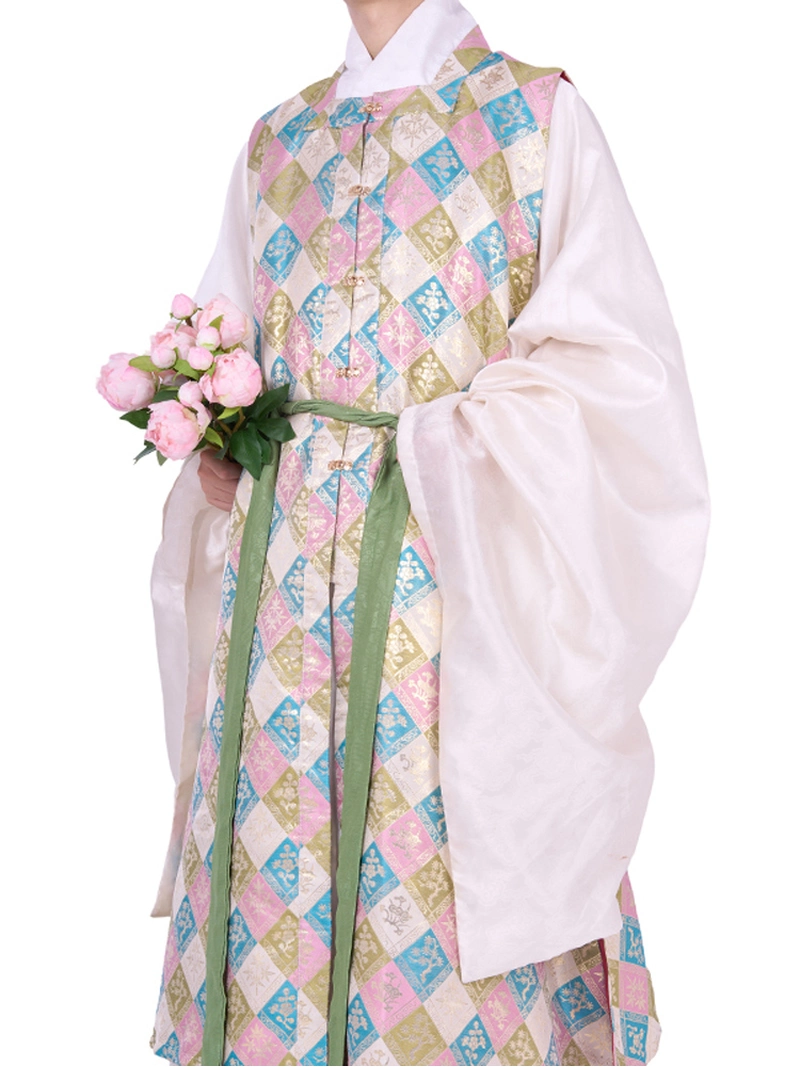 سترة هانفو ذات ياقة مربعة مربعة ذهبية مزركشة مطرزة للجنسين-1 من سلالة مينغ سترة هانفو ذات ياقة مربعة مربعة ذهبية مزركشة ذهبية للجنسين من سلالة مينغ - هانفو واي: ملابس الهانفو الصينية التقليدية والحديثة لجميع المناسبات