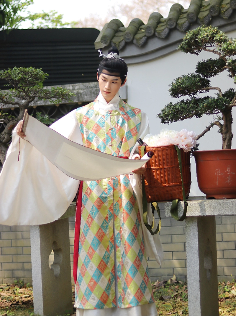 سترة هانفو ذات ياقة مربعة مربعة ذهبية مزركشة مطرزة للجنسين - 3