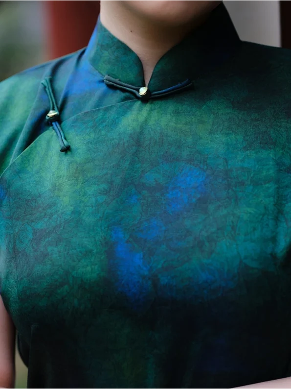 新しい中国スタイルグリーンサテンQipaoドレス- Hanfuウェイ：伝統的＆現代的な中国漢方服は、すべてのオケージョン用