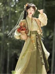 Tang Style Hanfu Beizi and Qiyao Ruqun Set – Green Tang-Inspired Outfit (7)