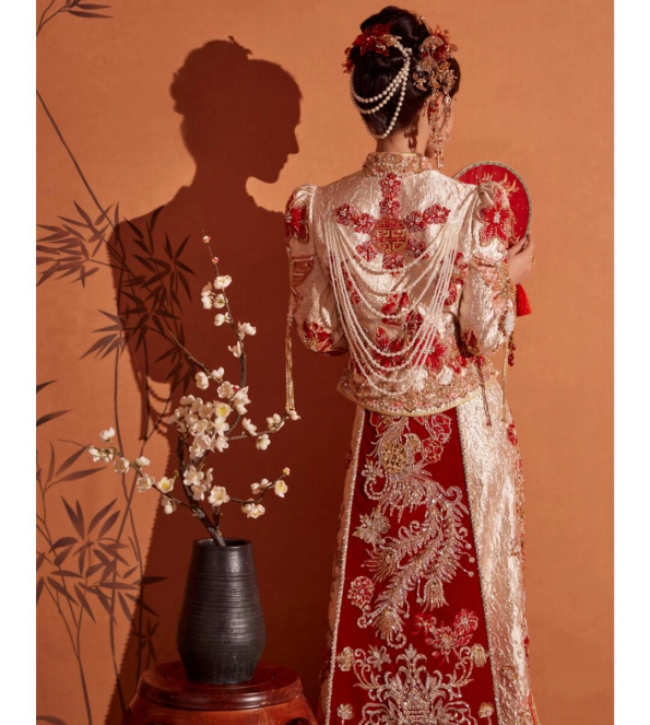 Znaczenie chińskich sukien ślubnych: Dlaczego czerwień jest niezbędna na weselach? Historyczne początki chińskich strojów ślubnych - Hanfu Way: Tradycyjna i nowoczesna chińska odzież Hanfu na każdą okazję