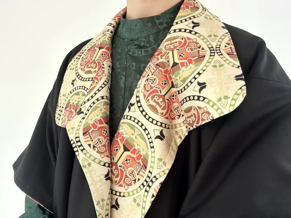 Tang Dynasty Hanfu Reversible Brocade Outer Robe Unisex- Hanfu Way: Traditional & Modern Chinese Hanfu Clothing for All Occasions