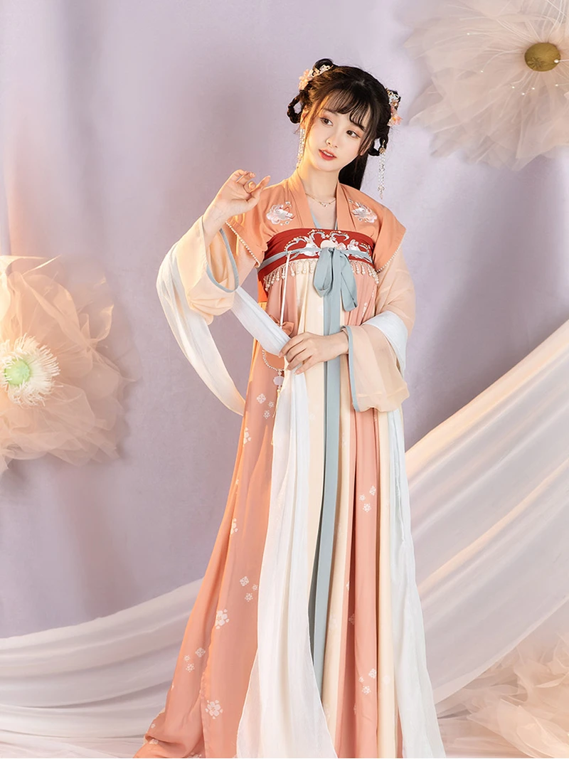 당나라 한복 유토 토끼 자수 베이지 치숑 루쿤 세트 (10)