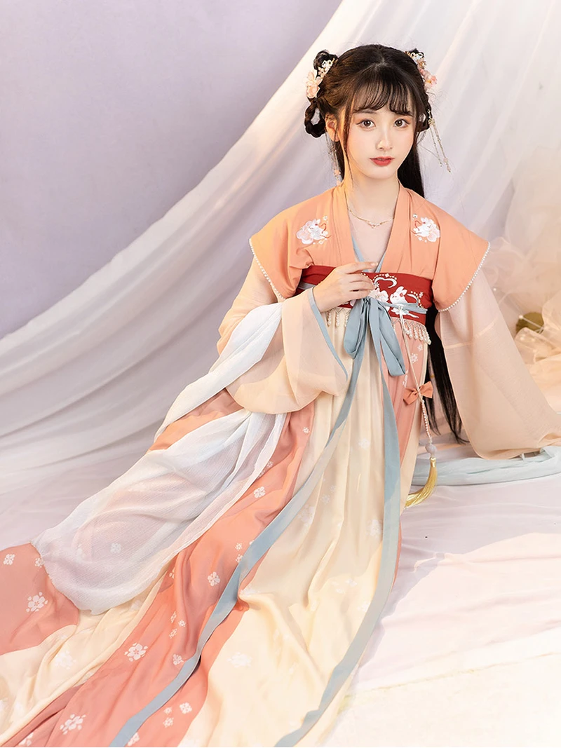 당나라 한복 유토 토끼 자수 베이지 치숑 루쿤 세트 (9)