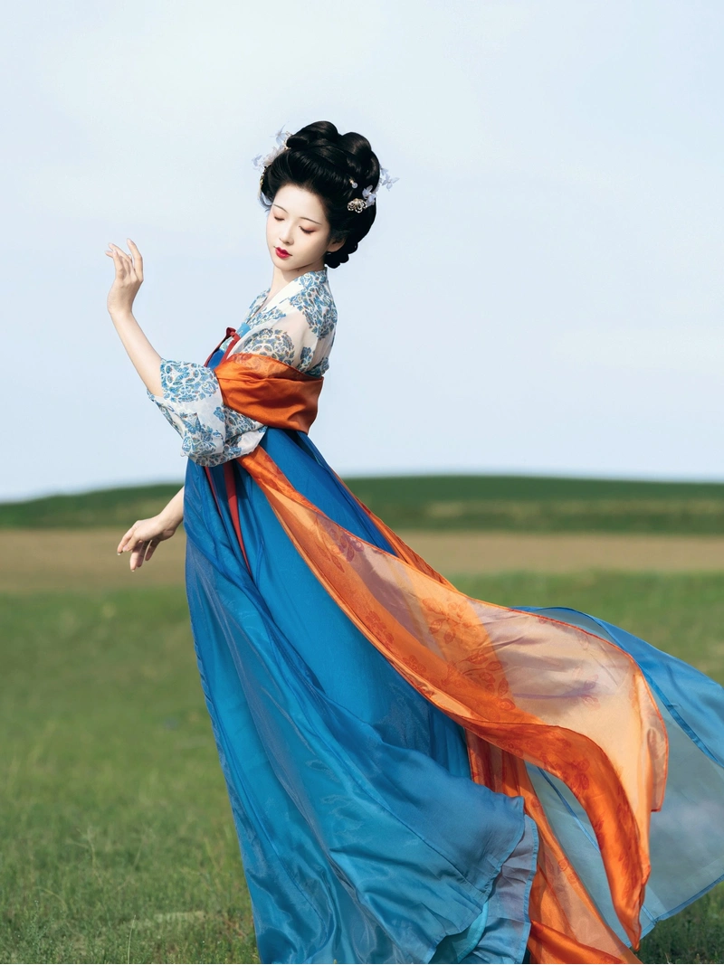 Tang Dynasty Qixiong Ruqun Set-2